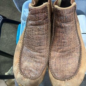 Gently loved men’s Twisted X size 11 1/2